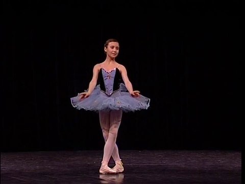 Isaure Courcenet - Concours International de Danse Classique - LE CHAUSSON D'OR 2006