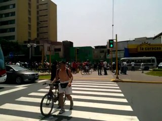 Ciclonudista Lima 2012 - palabras antes de la partida