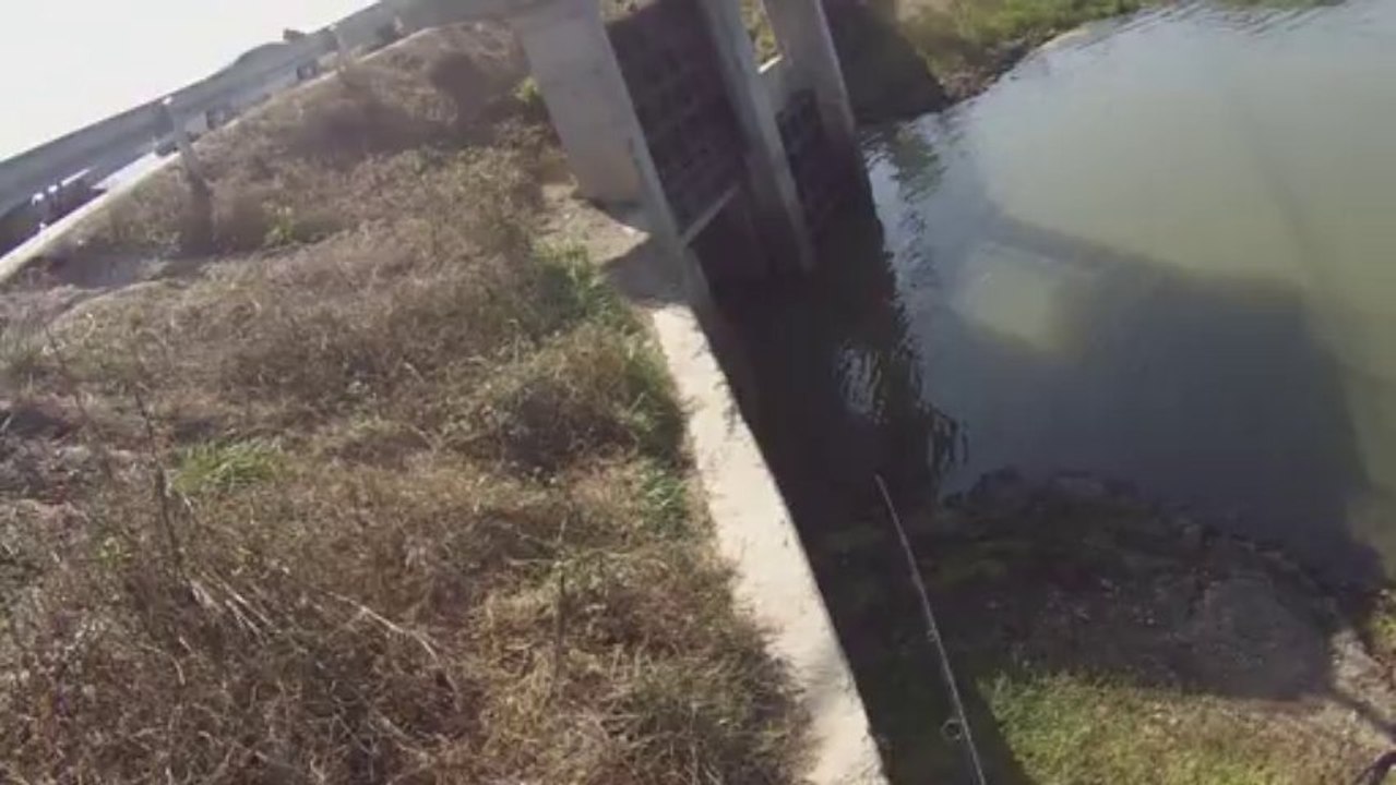 창원 산남지 3612 11번째 11.13.2013 GoPro Bass Fishing