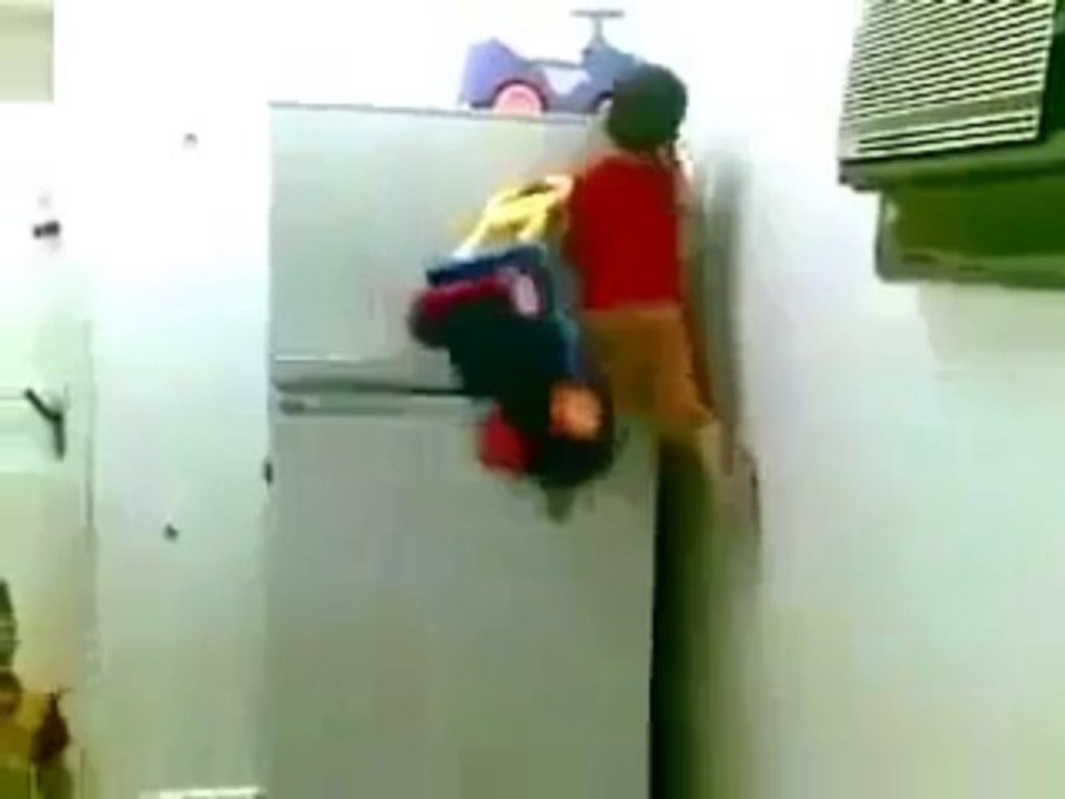 Baby Spiderman.. Amazing