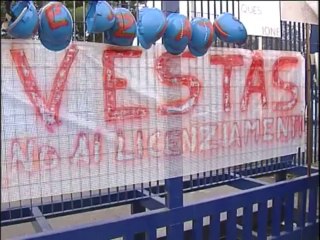 TG 14.11.13 Vestas chiude uno stabilimento ma resta a Taranto