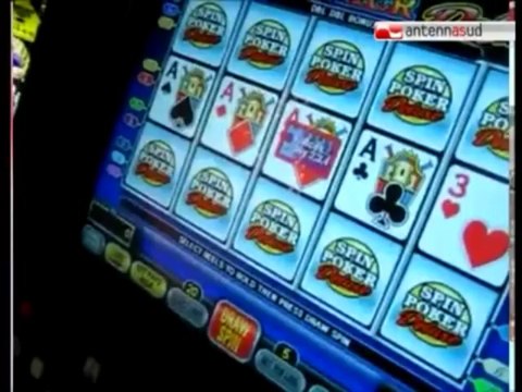 TG 14.11.13 Legge contro il gioco d'azzardo, la scuola Marconi non demorde