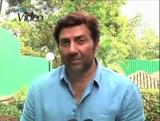 Sunny Deol on the sets of Savdhaan India
