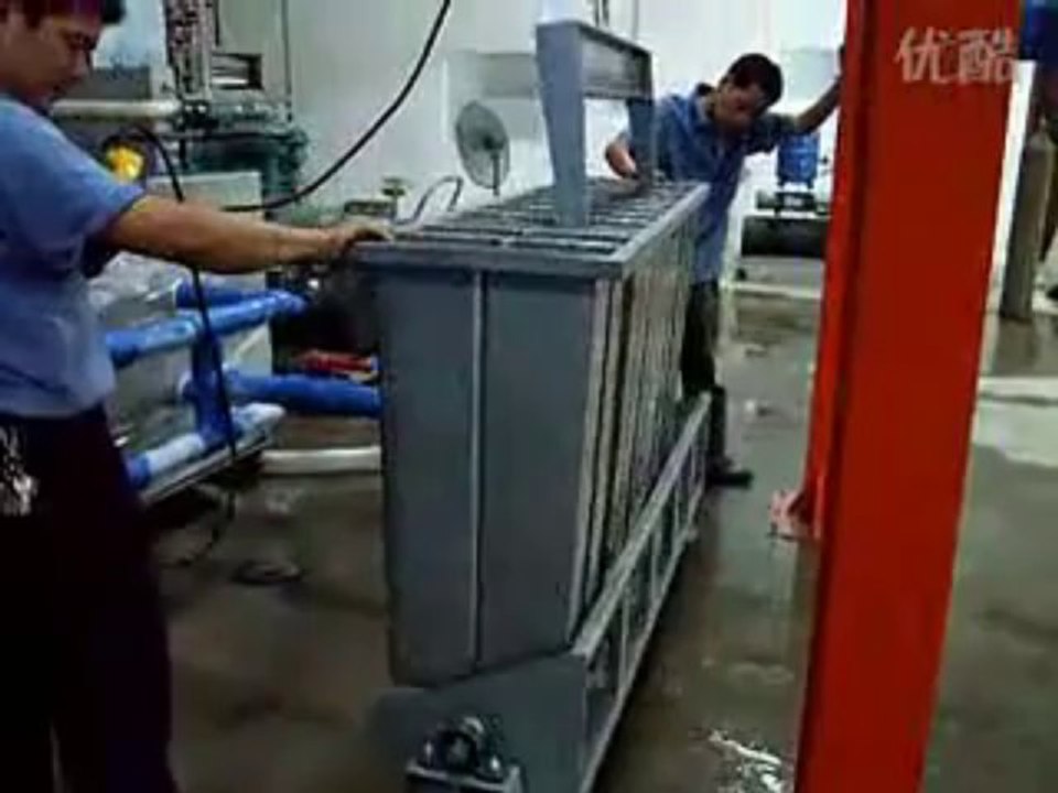 Ice Block Machine with Crane (50kg/pc)
