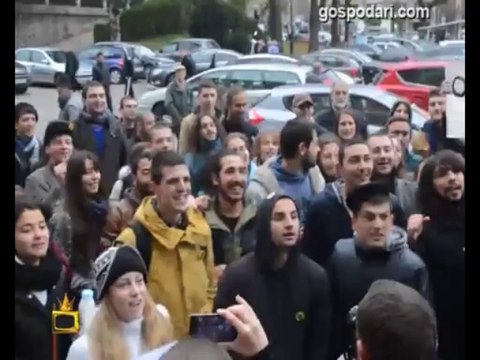 Песен в чест на Орешарски / Господари на ефира