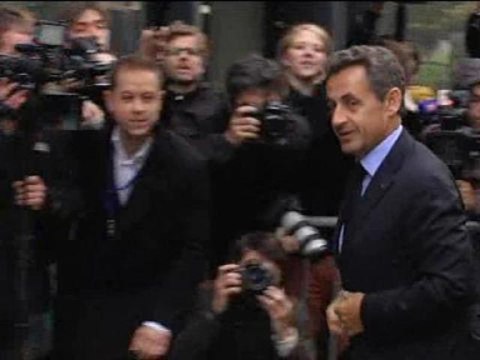 Nicolas Sarkozy invité des amis de Jacques Chaban-Delmas pour un déjeuner à l'Assemblée nationale - 15/11