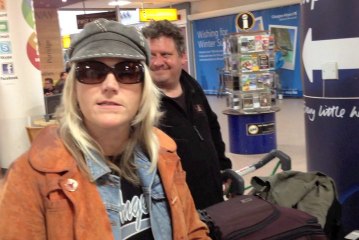 Cathy Richardson (of Jefferson Starship) - 1st ROAD VLOG from "World Tour 2012"