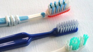 Belmont Dental Associates - Belmont Dentist - Toothbrush