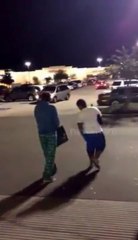 Destruction de PlayStation 4 le jour de sa sortie