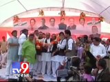 Don't miss to watch: Narendra Modi mimics Rahul Gandhi at Chhattisgarh rally - Tv9 Gujarat