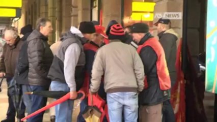 LAVORATORI E STUDENTI ANCORA IN PIAZZA