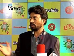 Shah Rukh Hrithik at Nickelodeon Kids Awards