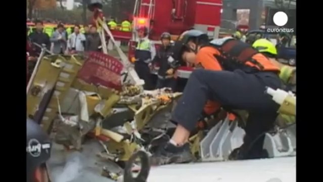 Precipita elicottero a Gangnam, due morti