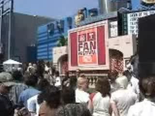 DANNA GARCIA y MÁRIO CIMARRO (fan fest)