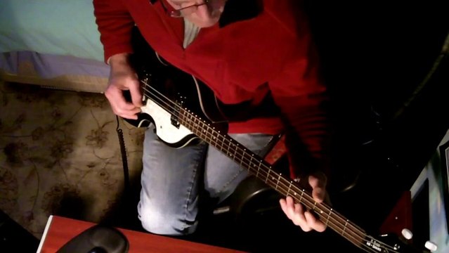 something The beatles bass line hofner ignition b-bass