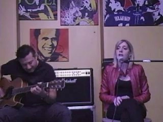 Miley Cyrus : wrecking ball