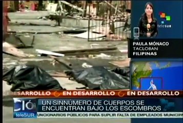 Cadáveres permanecen atrapados entre escombros en Tacloban, Filipinas