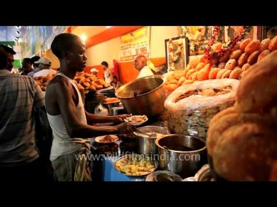 Chit-chat over Chaat: Durga Puja feasting in Kolkata