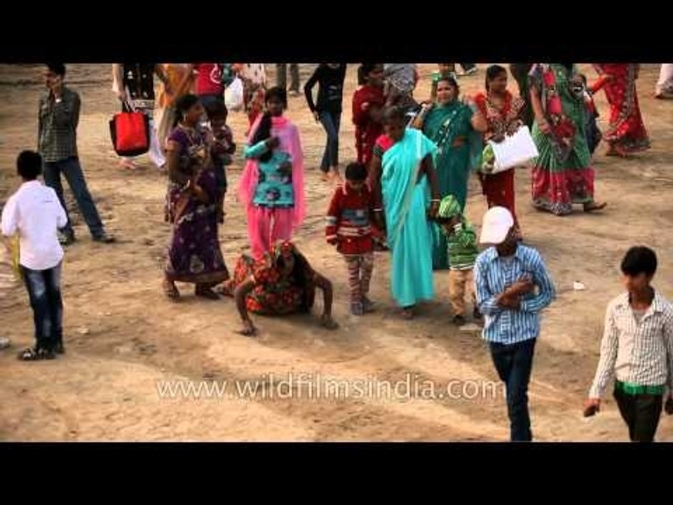 Chhath Puja in Yamuna Banks: Sixth day of Karthik month