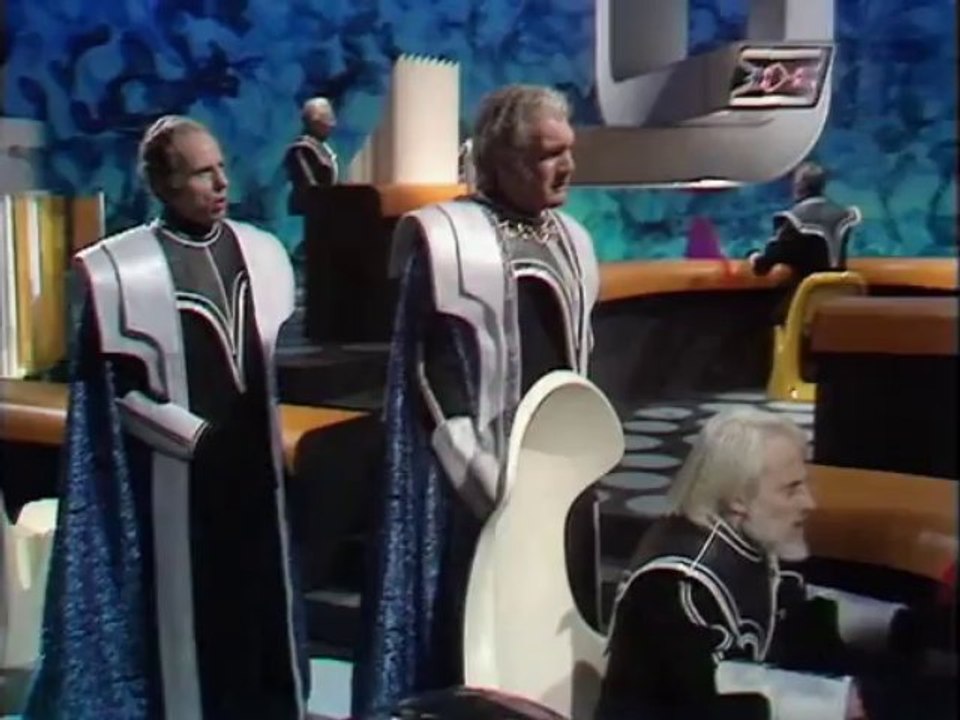 065 - The Three Doctors - 1 of 4 (Türkçe Alt Yazılı)