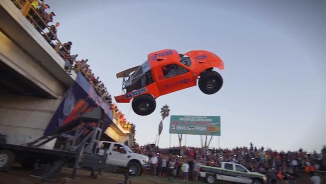 Barrel Roll 360 Wildman Record - Baja 1000