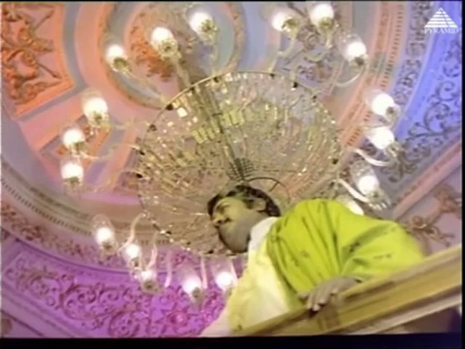 Nallathoru Kudumbam (1979) - Pattathellam