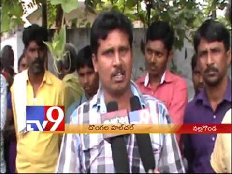 Women murdered, gold ornaments looted