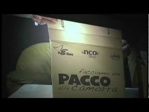 Napoli - Un pacco alla camorra , presentazione al Madre -2- (16.11.13)