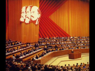 LA DDR ALLA CASA ROSSA DI MILANO (16 NOVEMBRE 2013)