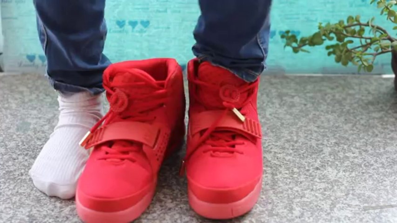 Red October Air Yeezy2 Glow In Dark