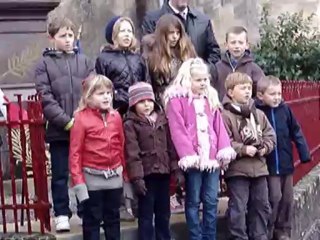 Chant au monument aux morts