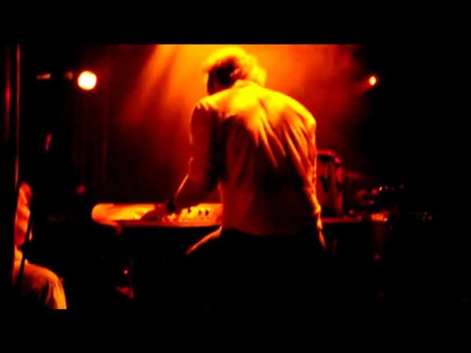 Phosphorescent