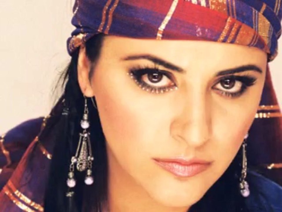 zara dostum dostum