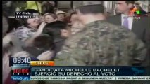 Vota Michelle Bachelet en elecciones chilenas para presidente