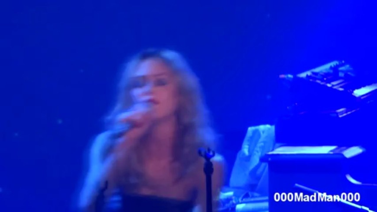 Vanessa Paradis - New Year - HD Live au Casino de Paris (13 Nov 2013)