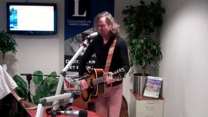 Erwin Nyhoff - Brown Eyed Handsome Man (Chuck Berry) Live @ KiKstartFM