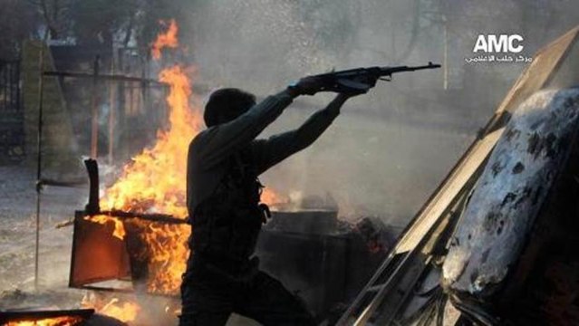 Syrians flee to Lebanon amid new offensive