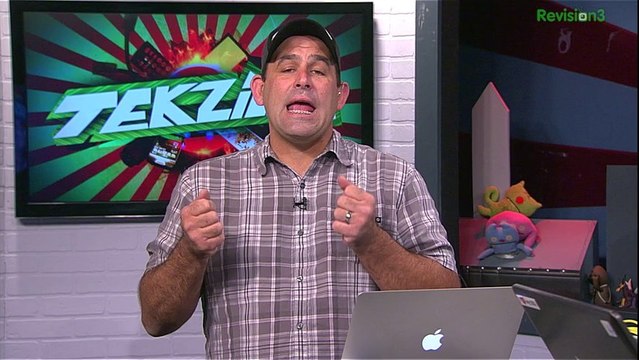 Buy The Right Tablet! Playstation 4: SSD Upgrades, Awesome Gaming, and the Blue Light Of Death! DDR 4 Memory, Powerline Networking, Hearing Loss??? - Tekzilla