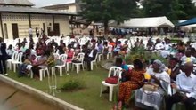 Holiness Family - Dieu va faire encore