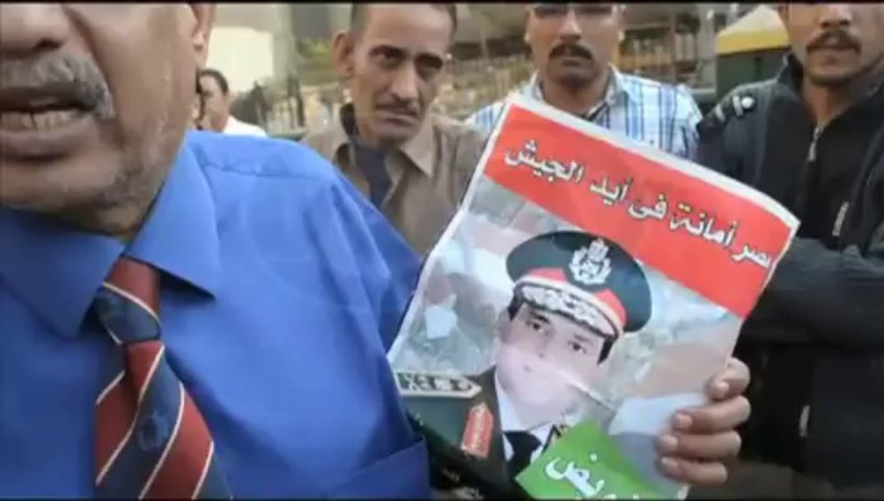 منسق "كمل جميلك" بالجيزة: الببلاوى طابور خامس وعميل وحكومته فاشلة