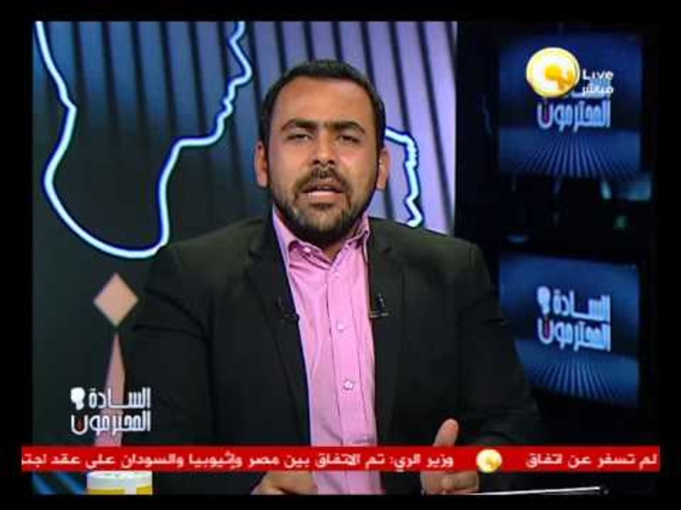 السادة المحترمون: قصة وصول مرسي للرئاسة "عبيط القرية الذي وصل إلى الحكم"