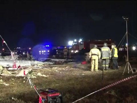 Rússia investiga tragédia com avião que matou 50 pessoas