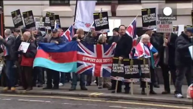 Slogan forcaioli a Londra. Al via il processo per l'assassinio del soldato Rigby