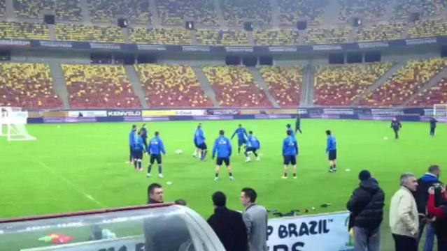 Προπόνηση Εθνικής στην Arena Nationala : Κορόιδο