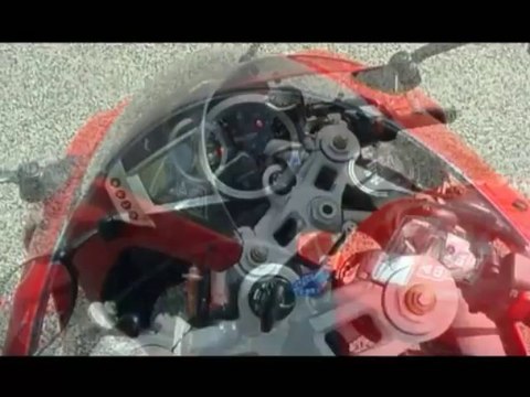 Triumph Daytona 675 R