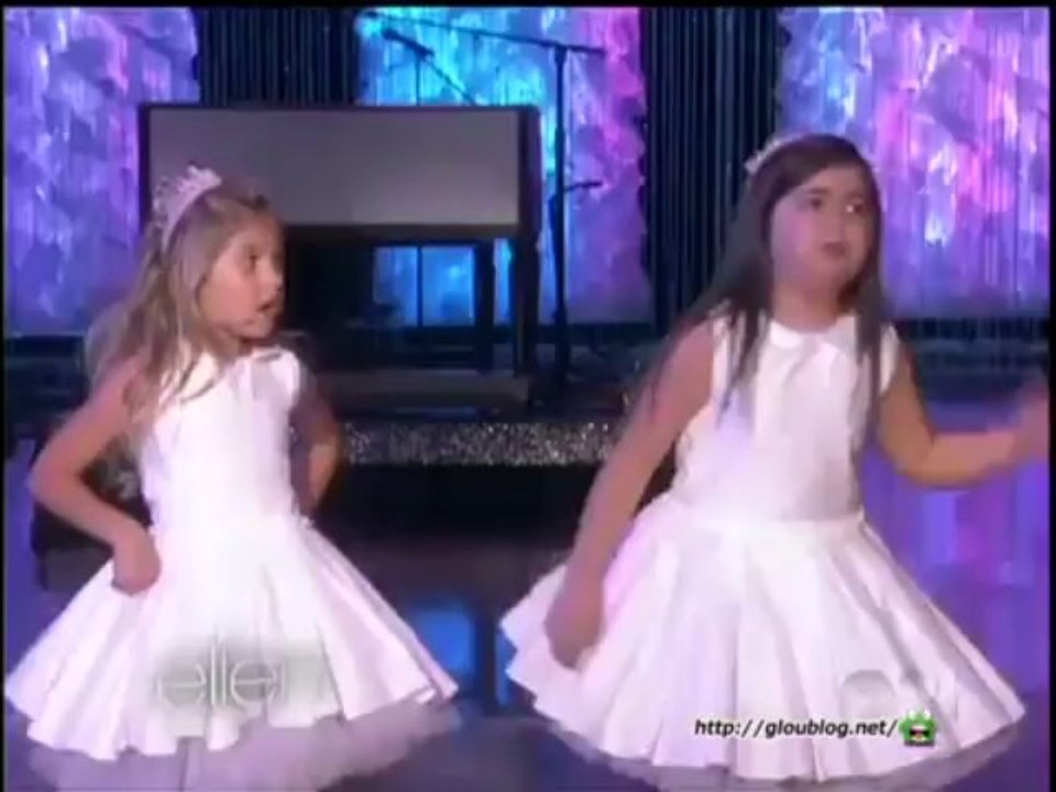 Sophia Grace And Rosie Performance Nov 18 2013