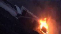 PKK'lılar şantiye basıp 10 aracı yaktı!