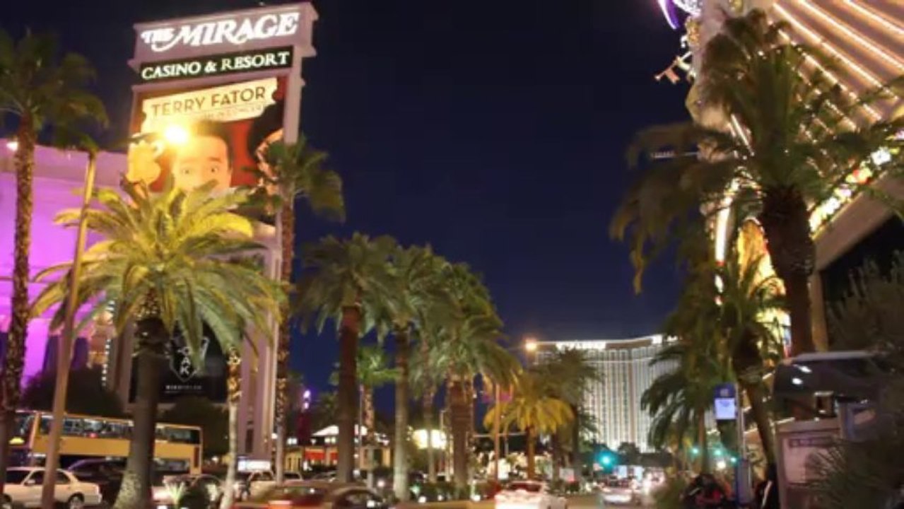LAS VEGAS BLVD - THE LAS VEGAS STRIP -  LAS VEGAS CASINOS - FULL HD