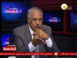 عمرو زكي وأبو الليف يرفعان علامة تأييد الفريق السيسي في معسكر منتخب مصر