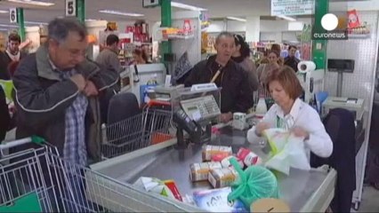 OECD cuts global growth forecasts